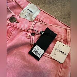 One Teaspoon LOW WAIST RELAXED STRAIGHT LEG JEANS 
pink size 28